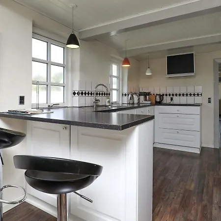 Two-bedroom Holiday In Hemmet 19 Fjaltring
